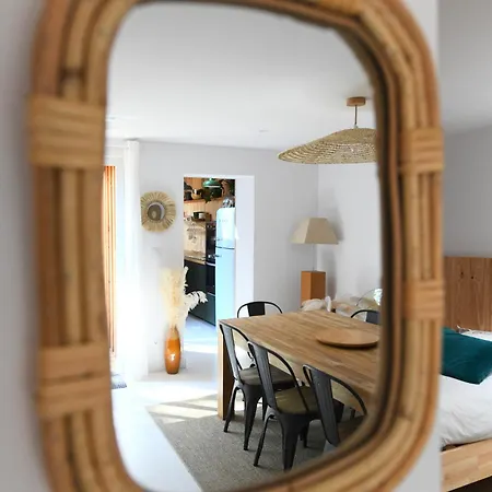 La Mela Au Marche De Piraillan Апартаменты *